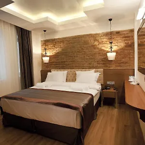 https://pera-line-hotel.istanbul-turkeyhotels.com