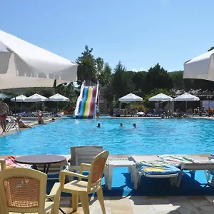 https://pigale-beach-resort.kusadasihotels.org